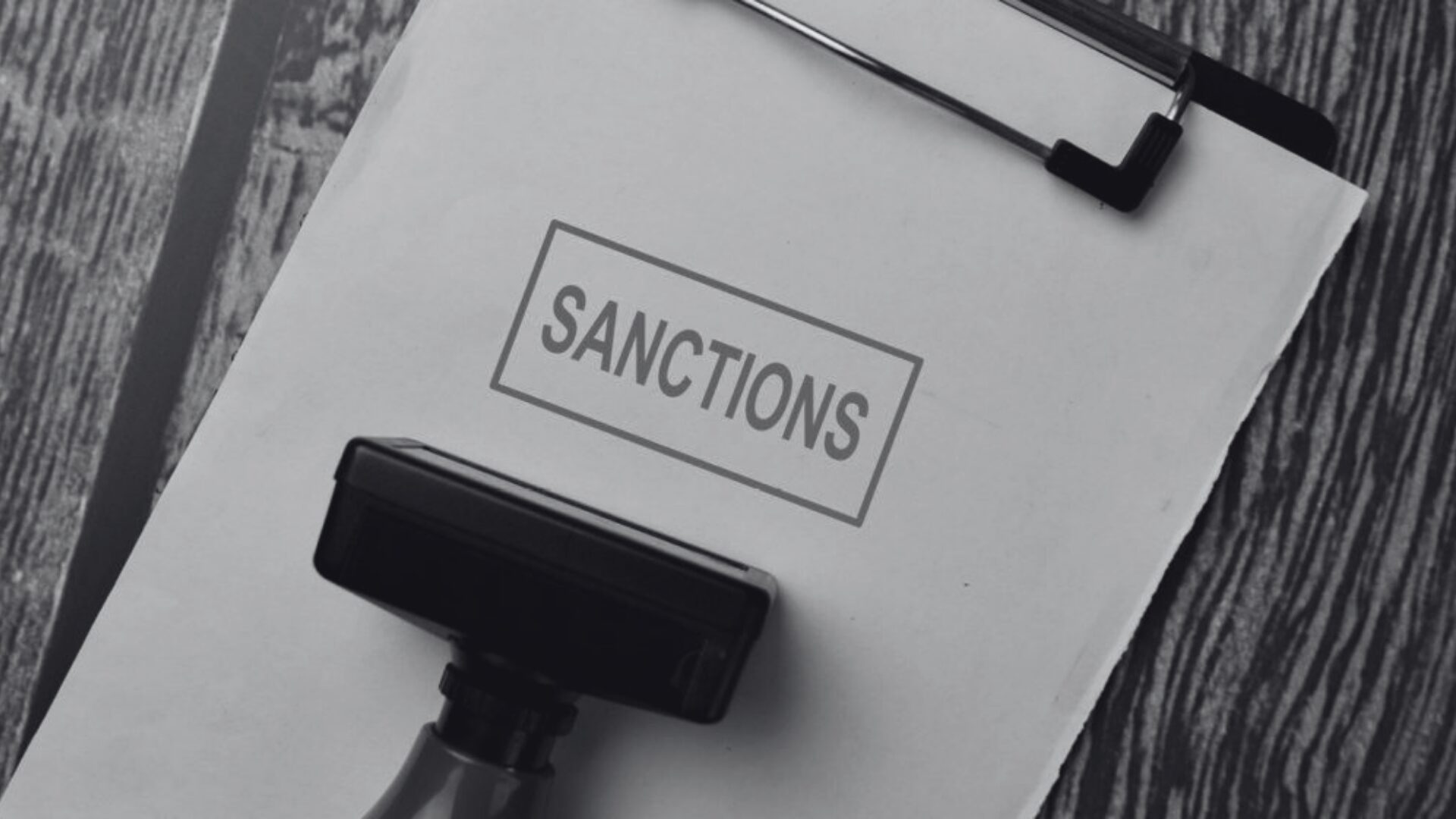 The President of Ukraine adopted 2 Decrees against citizens of the Russian Federation for 10 years
